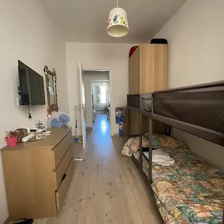 Apartamento Centralissimo-a Due Passi Dal Mare! Anzio